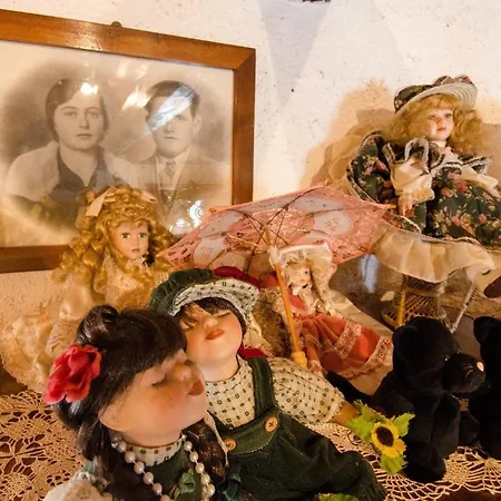 Marie Therese לינה וארוחת בוקר 3*